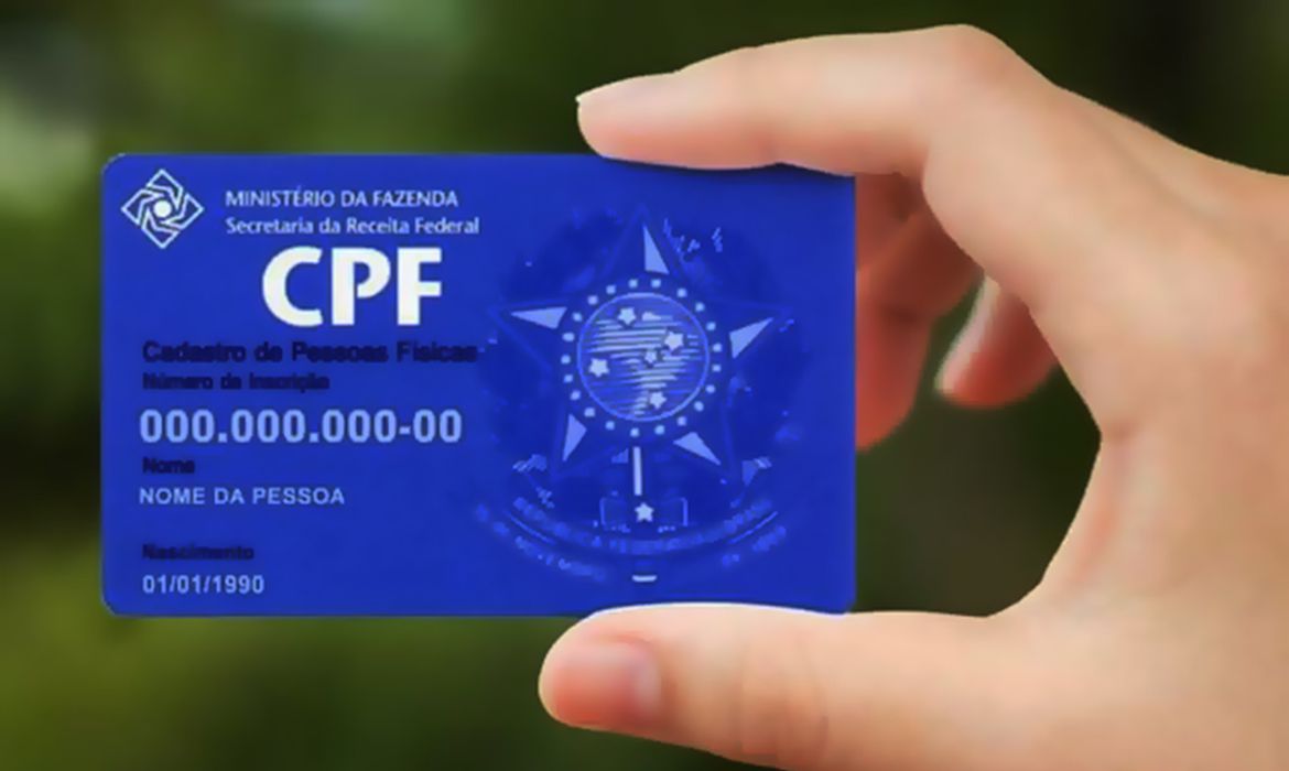 Desde 2017, mais de 13 milhões de CPFs foram emitidos gratuitamente nas certidões de nascimento pelos cartórios de registro civil